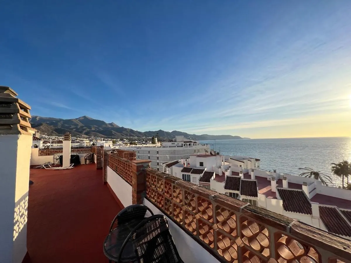 Estudio Bahia En El Centro De Nerja - South Costa 0*,  إسبانيا